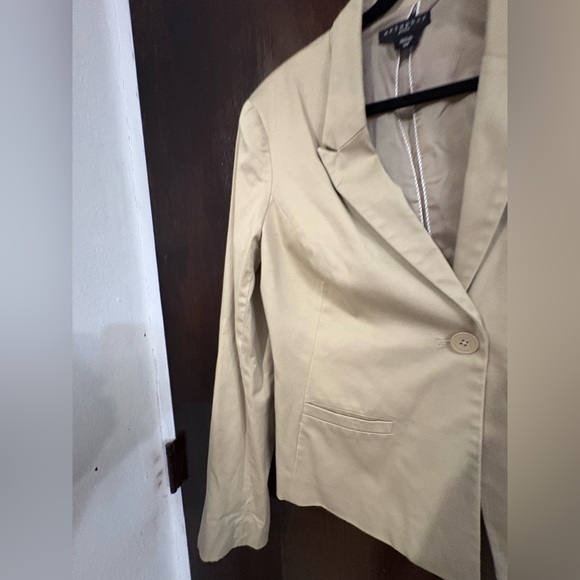 Bundle 3 for $15. Metaphor Women's Beige Single-Button Blazer. Size 10. - Picture 5 of 8